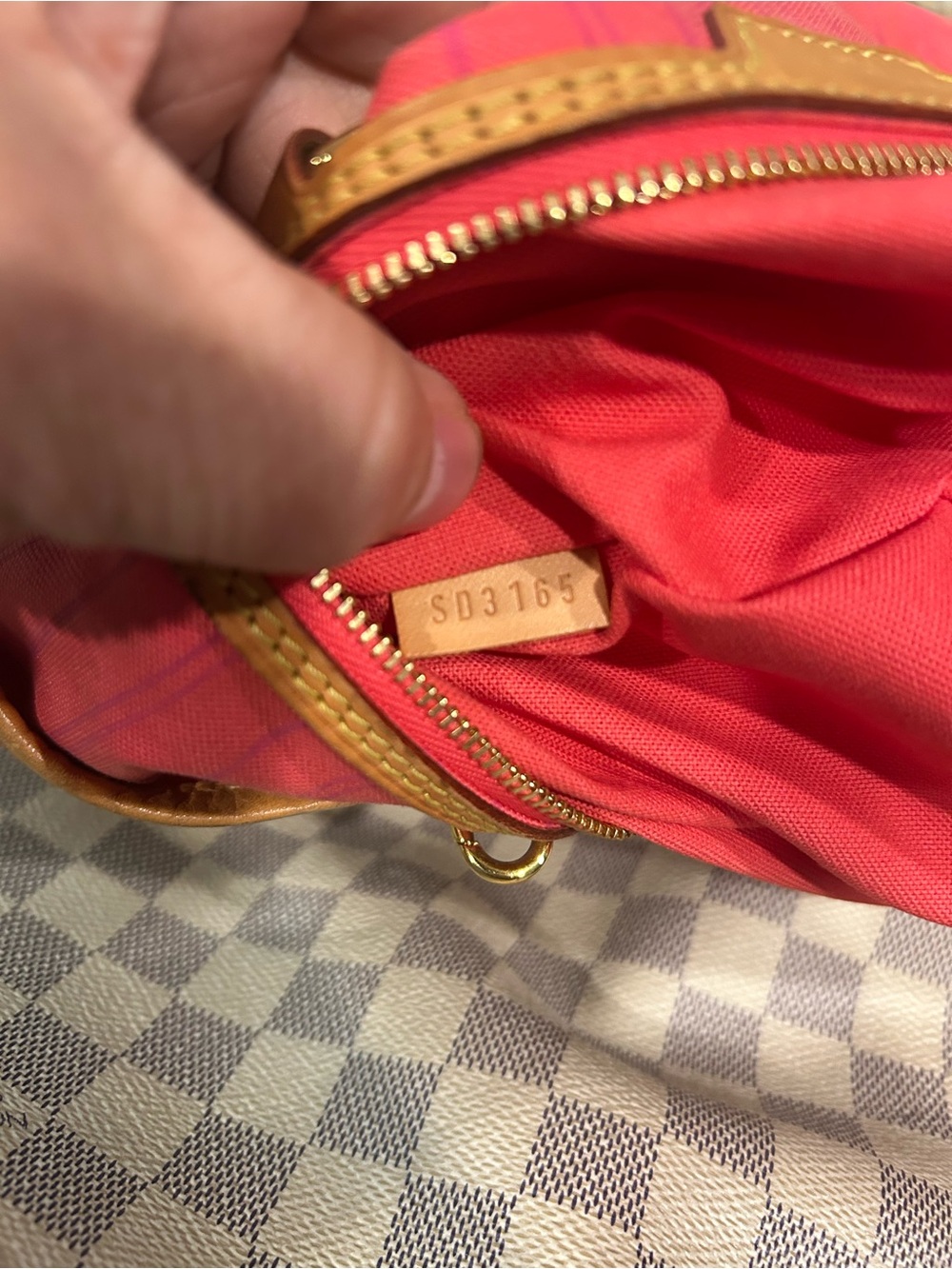 Louis Vuitton Damier Purse Single Strap with Coa - Picture 4 of 16
